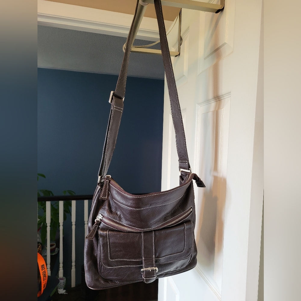 Danier soft brown leather crossbody, approximately 30cm x 30cm